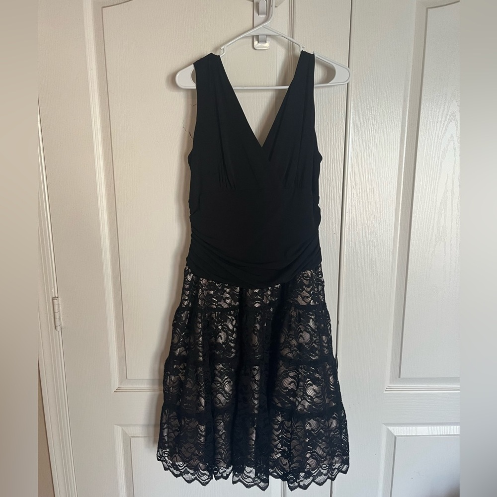 SLNY Formal Lacy Black Dress